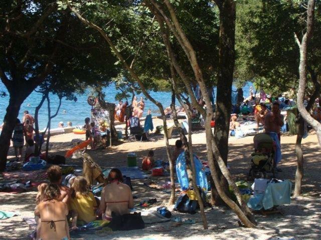 Krk Apartmani Pepina Pinezići Exterior foto